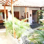 Hotel Isabella Santa Marta