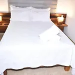 Hotel Isabella Santa Marta