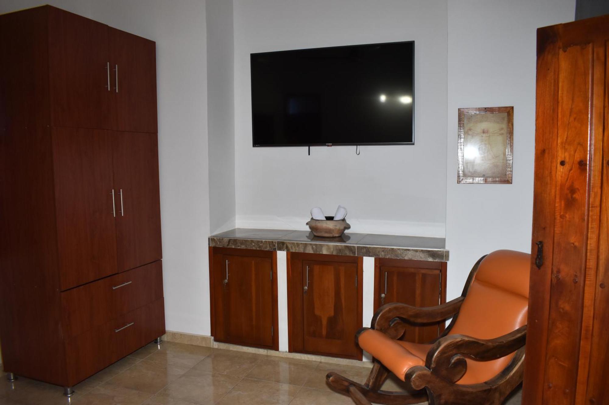 Isabella Hotel 4*
